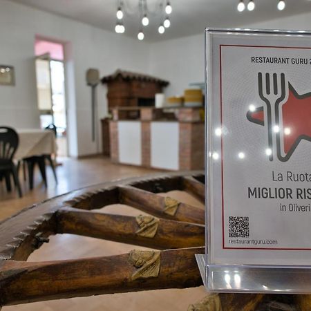 La Ruota 호텔 올리베리 외부 사진